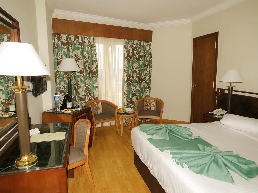 Resta Port Said Hotel Екстериор снимка