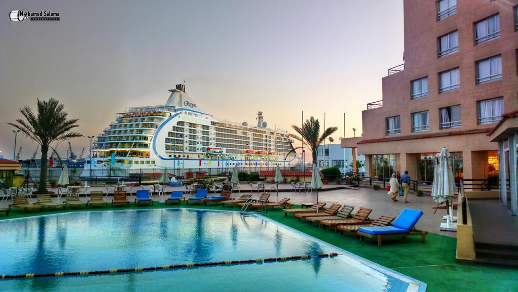 Resta Port Said Hotel Екстериор снимка